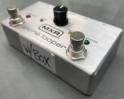 MXR - M303 Clone Looper Effects Pedal 2